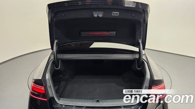 Genesis G90 2022 — Şəkil 17/20