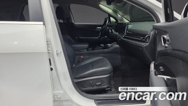 Kia Sportage 2022 — Фото 11/20