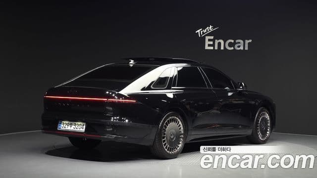 Hyundai Grandeur 2023 — ფოტო 2/20