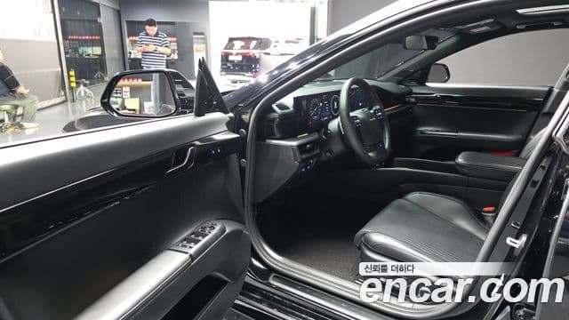 Hyundai Grandeur 2023 — ფოტო 10/20