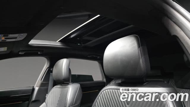Hyundai Grandeur 2023 — ფოტო 18/20