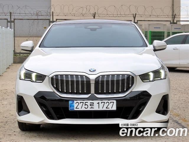 BMW 5 Series 2025 — ფოტო 20/20