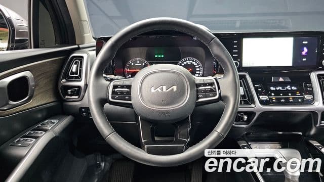Kia Sorento 2023 — Фото 12/20