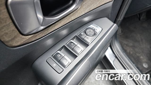 Kia Sorento 2023 — Фото 19/20