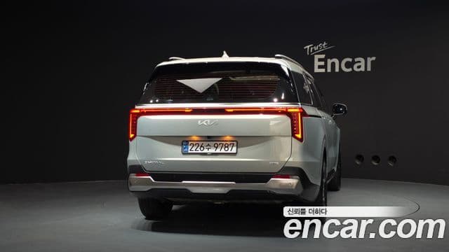Kia Carnival 2024 — Şəkil 4/20