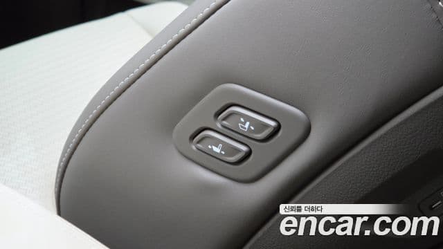 Kia Carnival 2024 — Şəkil 17/20