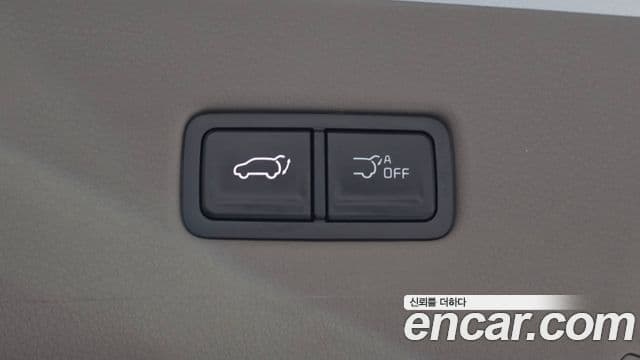 Kia Carnival 2024 — Şəkil 19/20