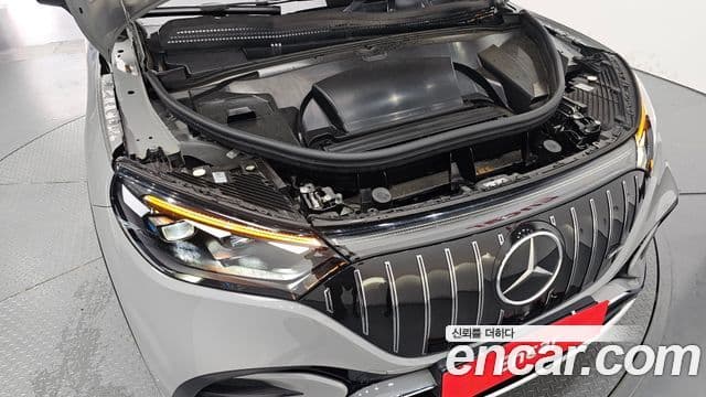 Mercedes-Benz EQE SUV 2023 — ფოტო 25/38