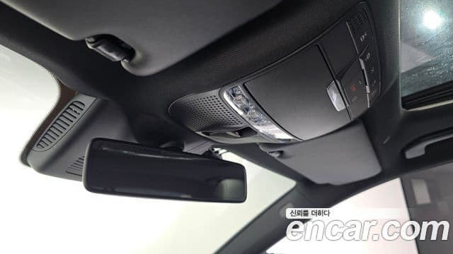 Mercedes-Benz E-Class 2019 — ფოტო 20/20