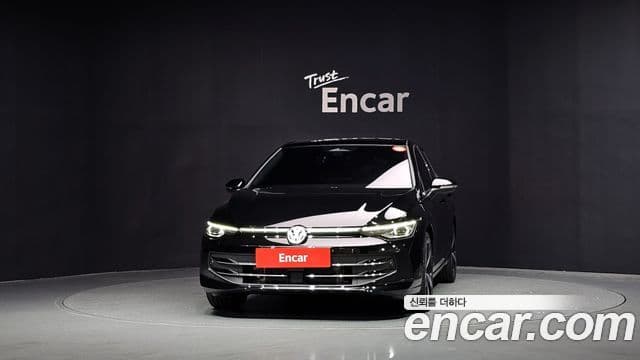 Volkswagen Golf 2026 — Şəkil 2/20