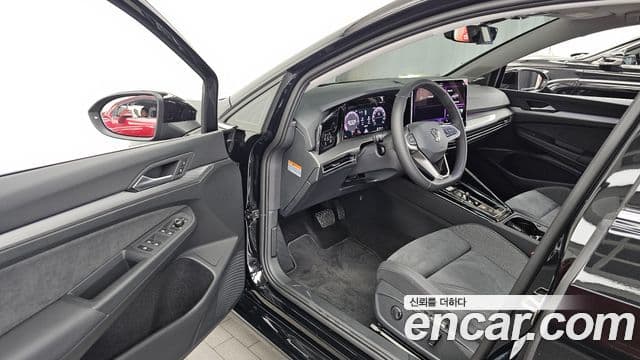 Volkswagen Golf 2026 — Şəkil 9/20
