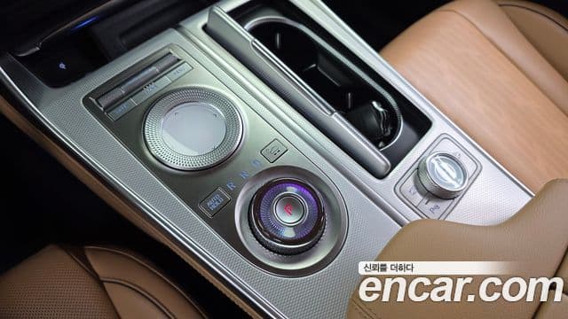 Genesis GV80 2020 — ფოტო 9/20