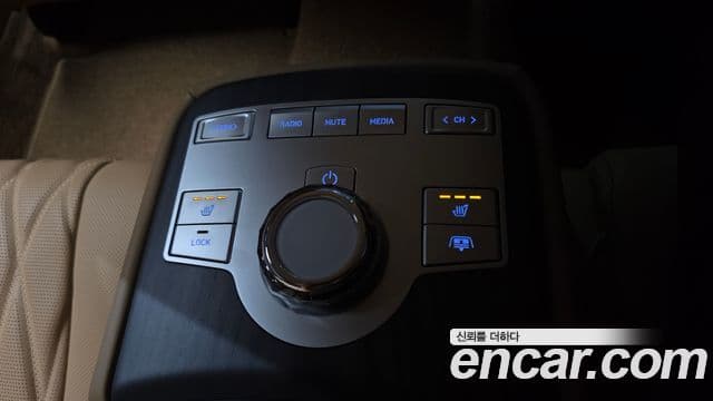 Genesis Electrified G80 2025 — ფოტო 14/20