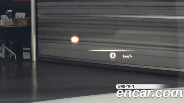 Genesis Electrified G80 2025 — ფოტო 18/20
