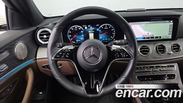 Mercedes-Benz E-Class 2023 — Şəkil 14/20