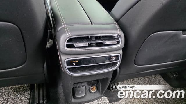 Genesis GV80 2021 — Şəkil 19/20