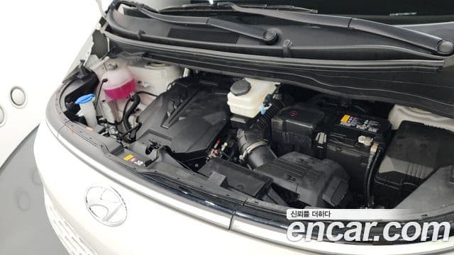 Hyundai Staria 2024 — ფოტო 6/20
