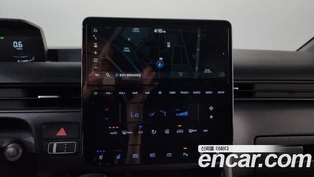 Hyundai Staria 2024 — ფოტო 13/20
