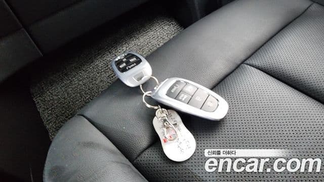 Hyundai Staria 2024 — ფოტო 16/20