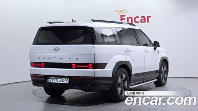 Hyundai Santa Fe 2024 — ფოტო 2/20