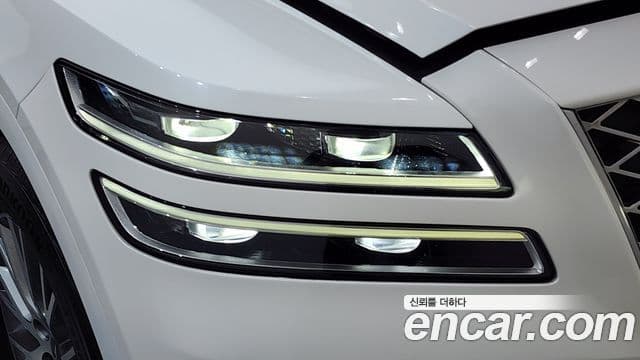 Genesis GV80 2022 — Photo 18/33