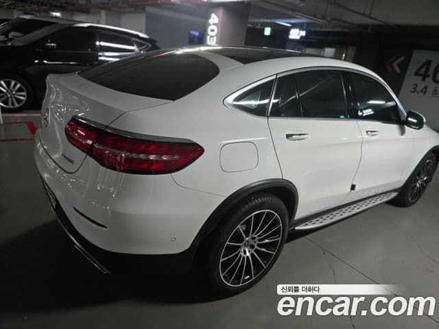 Mercedes-Benz GLC-Class 2019 — Şəkil 2/10