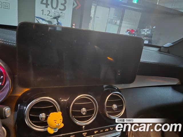Mercedes-Benz GLC-Class 2019 — Şəkil 10/10