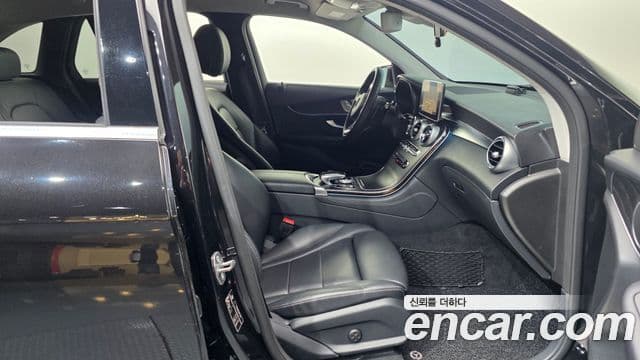 Mercedes-Benz GLC-Class 2019 — Фото 11/20