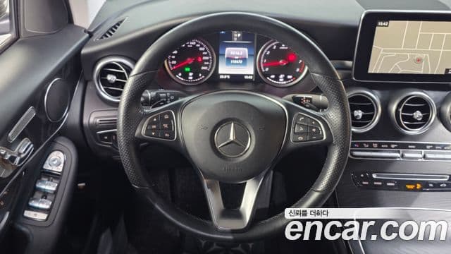 Mercedes-Benz GLC-Class 2019 — Фото 13/20