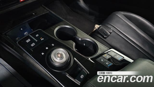 Kia K8 2021 — ფოტო 9/20