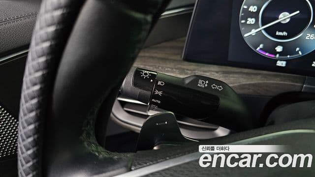Kia K8 2021 — ფოტო 14/20