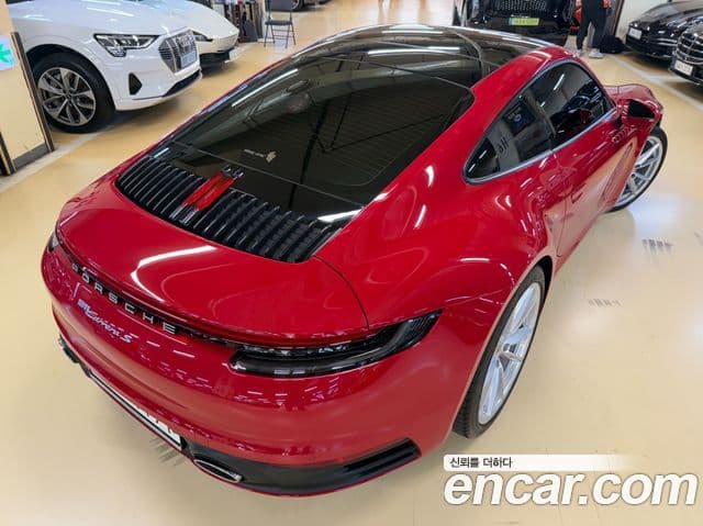 Porsche 911 2020 — ფოტო 5/18