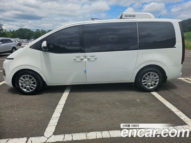 Hyundai Staria 2021 — Şəkil 20/20