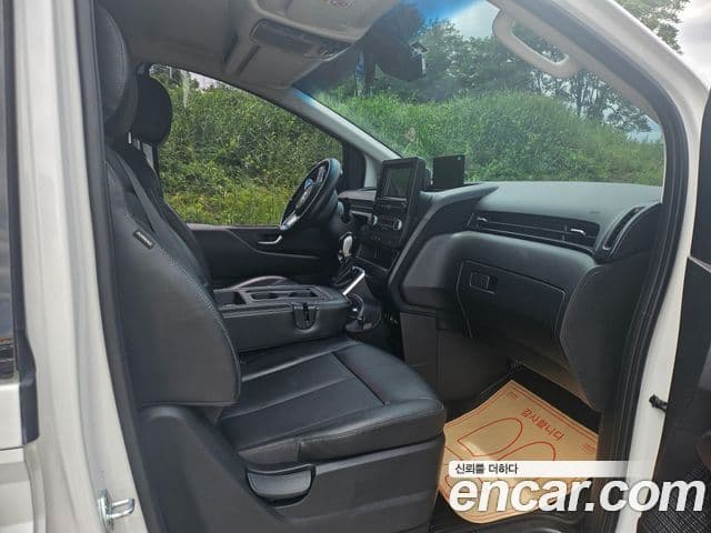 Hyundai Staria 2021 — Şəkil 2/20
