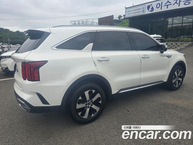 Kia Sorento 2021 — ფოტო 4/20