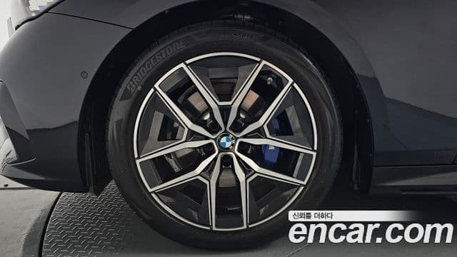 BMW 5 Series 2024 — ფოტო 5/20