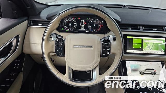 Land Rover Range Rover Velar 2018 — ფოტო 14/20