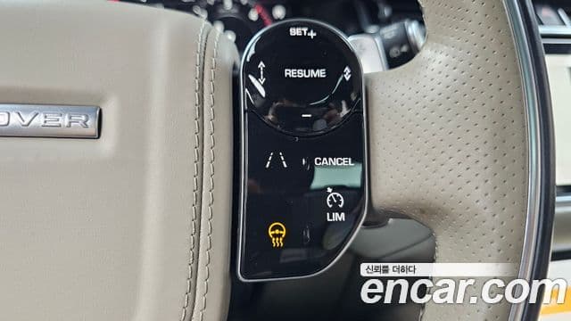 Land Rover Range Rover Velar 2018 — ფოტო 16/20