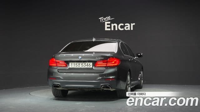 BMW 5 Series 2020 — Şəkil 4/20