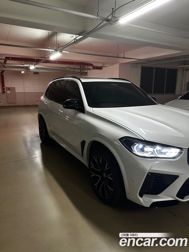 BMW X5M 2023 — ფოტო 8/14