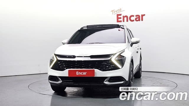 Kia Sportage 2022 — Фото 3/20