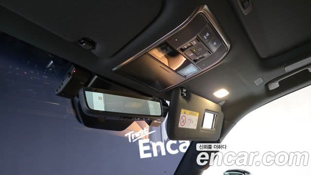 Lexus LX 2025 — Photo 30/44