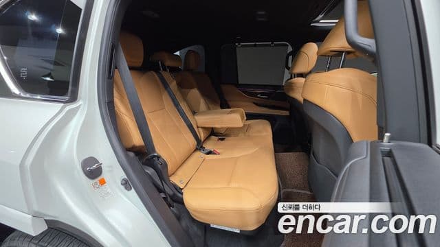 Lexus LX 2025 — Photo 24/44