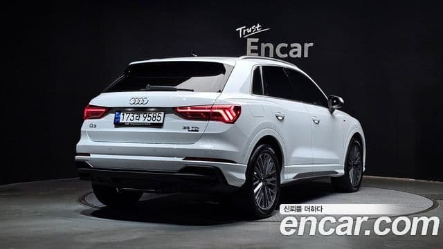 Audi Q3 2023 — Şəkil 1/20