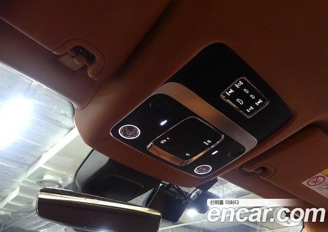 Bentley Flying Spur 2022 — ფოტო 9/20