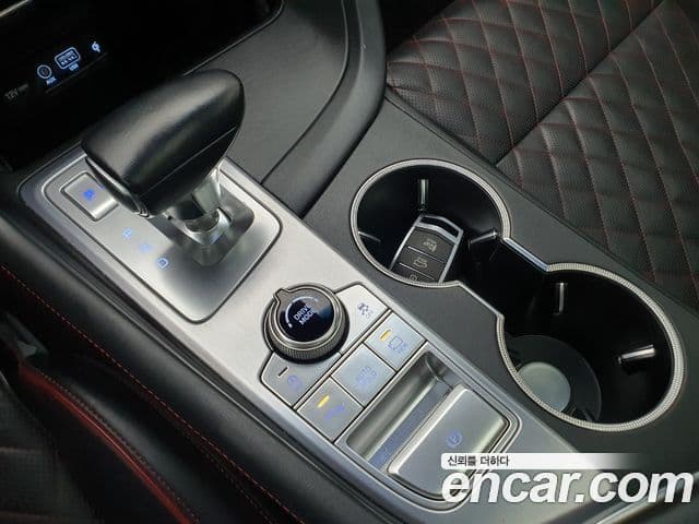 Genesis G70 2020 — ფოტო 7/20