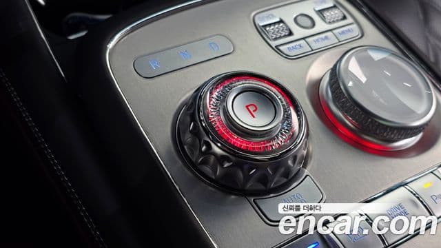 Genesis G90 2022 — Şəkil 9/20