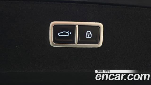 Genesis G90 2022 — Şəkil 18/20