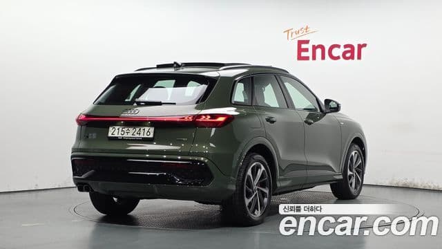 Audi Q5 2025 — Şəkil 2/20