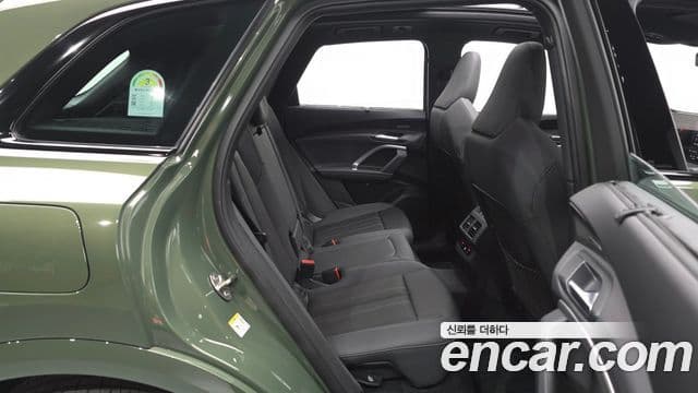 Audi Q5 2025 — Şəkil 12/20